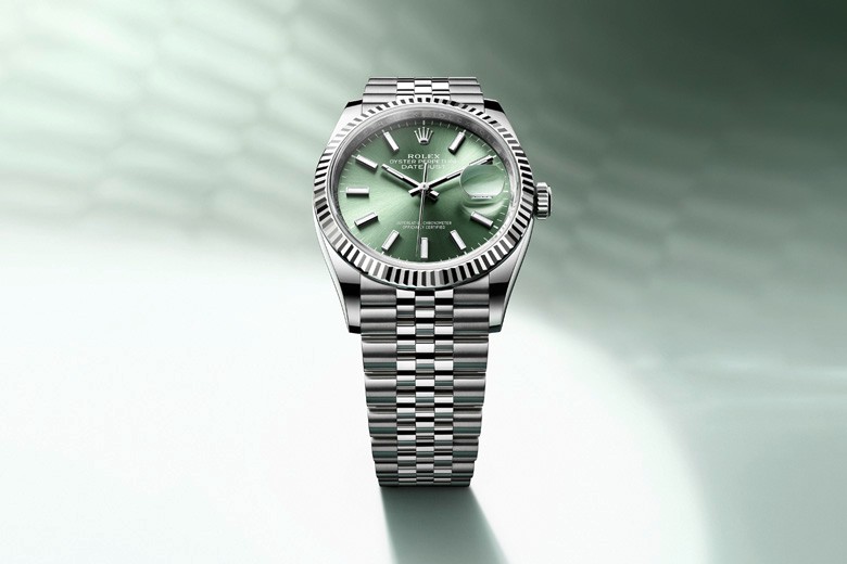 rolex-datejust-M126234-0051_2210jva_001_portrait Datejust-v7-rolex-datejust-m126234-0051_2210jva_001_portrait