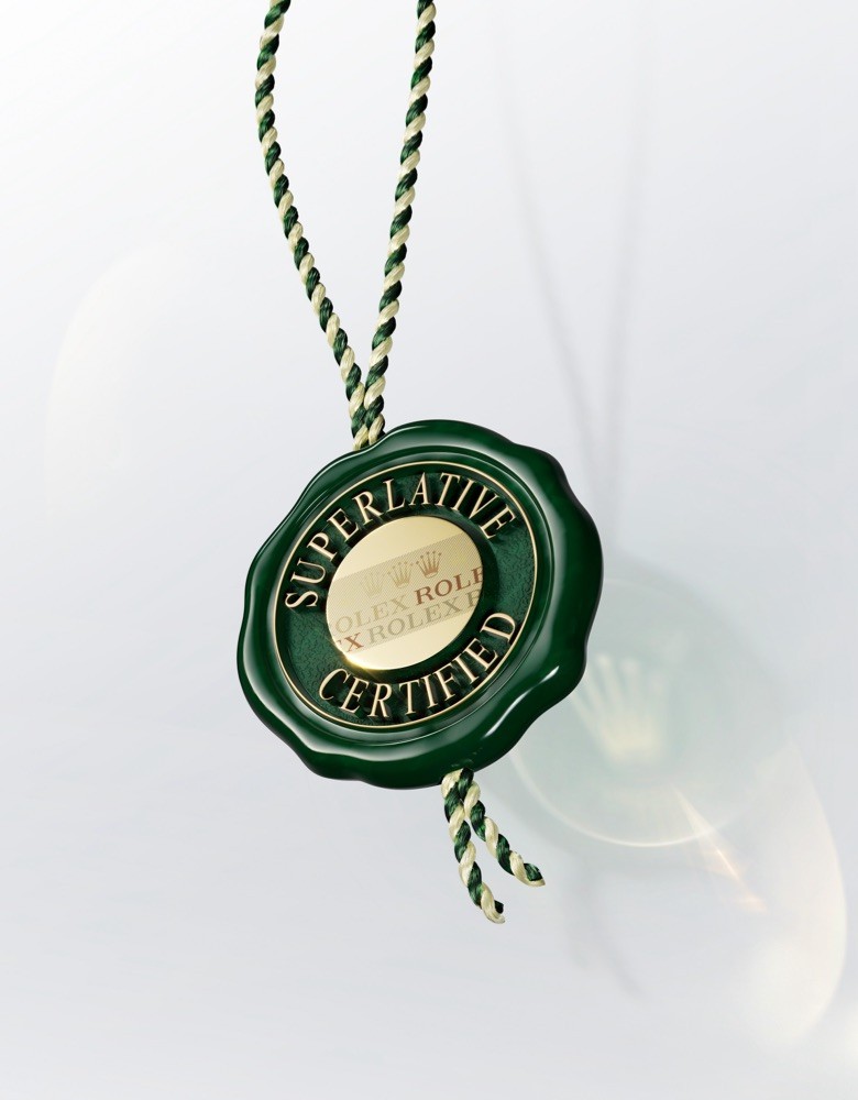 Oyster Perpetual v7-rolex-oyster-perpetual-greenseal_2301_002a_rvb-portrait-2